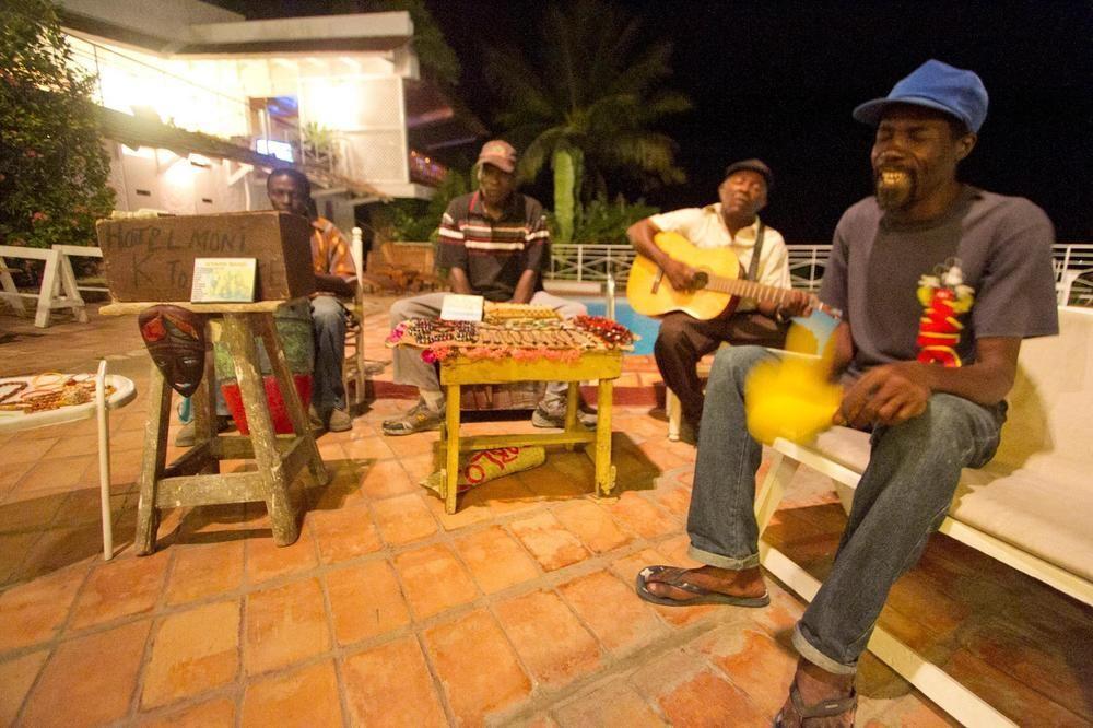 Hotel Mont Joli Cap-Haïtien Extérieur photo